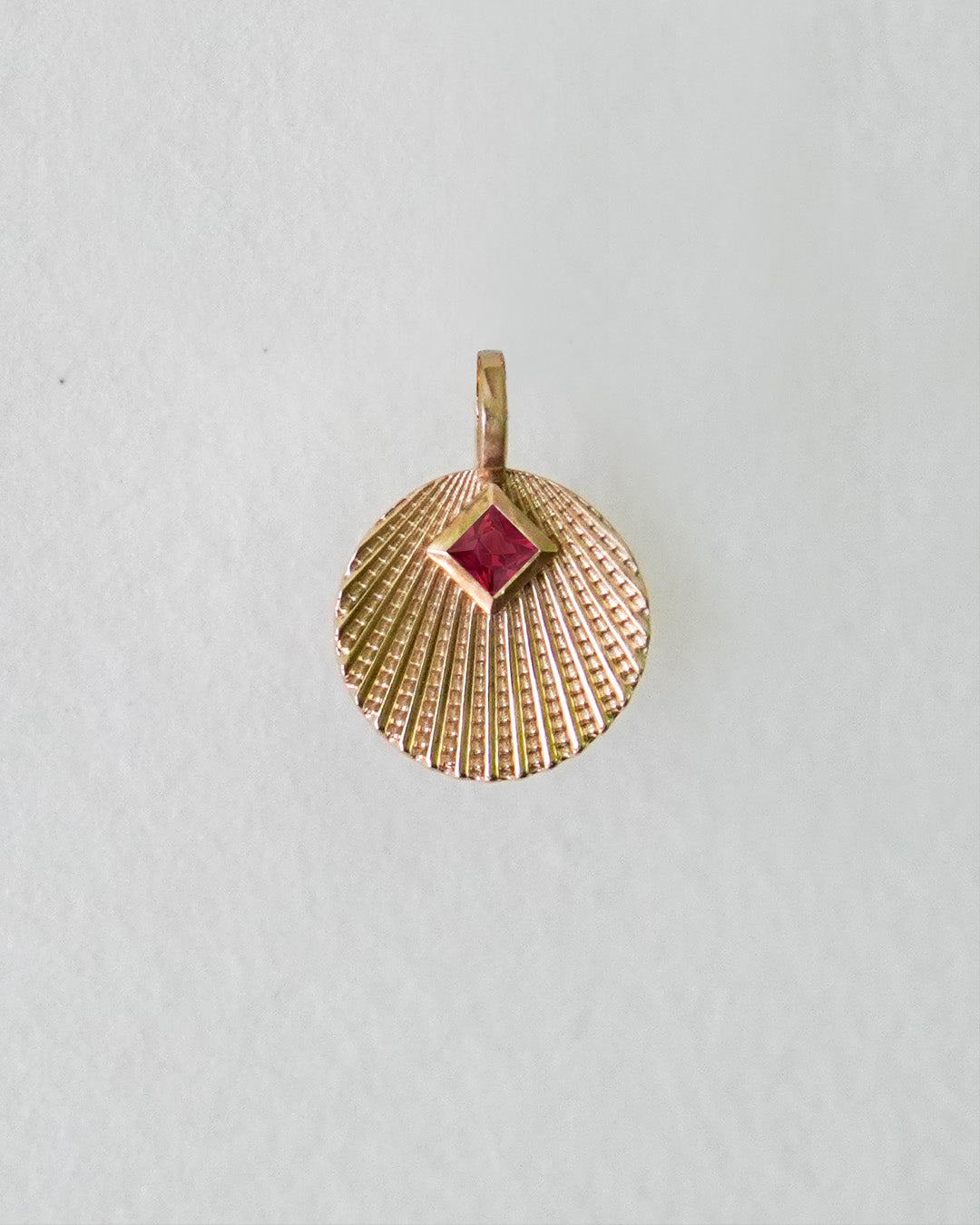 Linéa Birthstone Charm